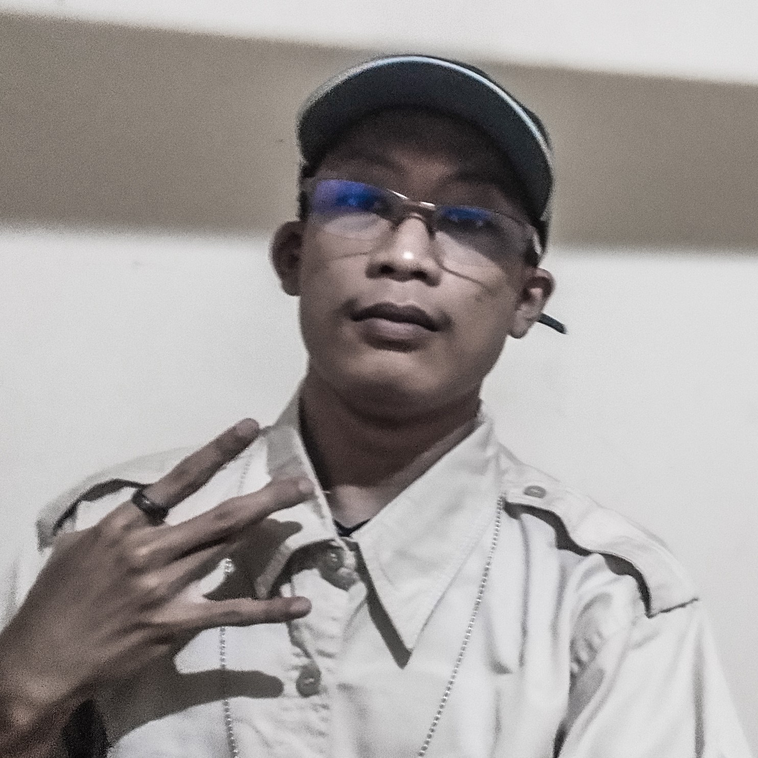 Dwi Wahyu W